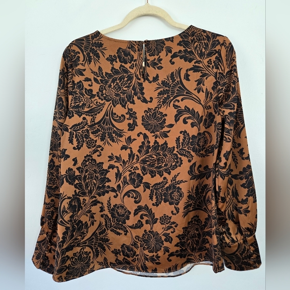 Soft Surroundings Maiya Satin Floral Print Top. Bronze Black. Size Small. - Picture 3 of 9